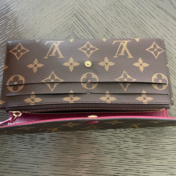 Louis Vuitton Emilie Wallet - Picture 5 of 16